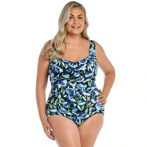 MAXINE OF HOLLYWOOD | Women's Shirred Girl Leg One Piece Swimsuit Plus Size 22W